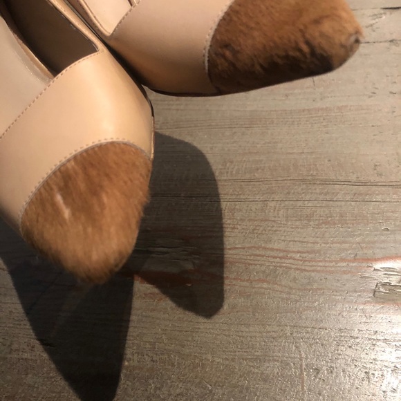 Escada Beige Heels - Picture 3 of 10